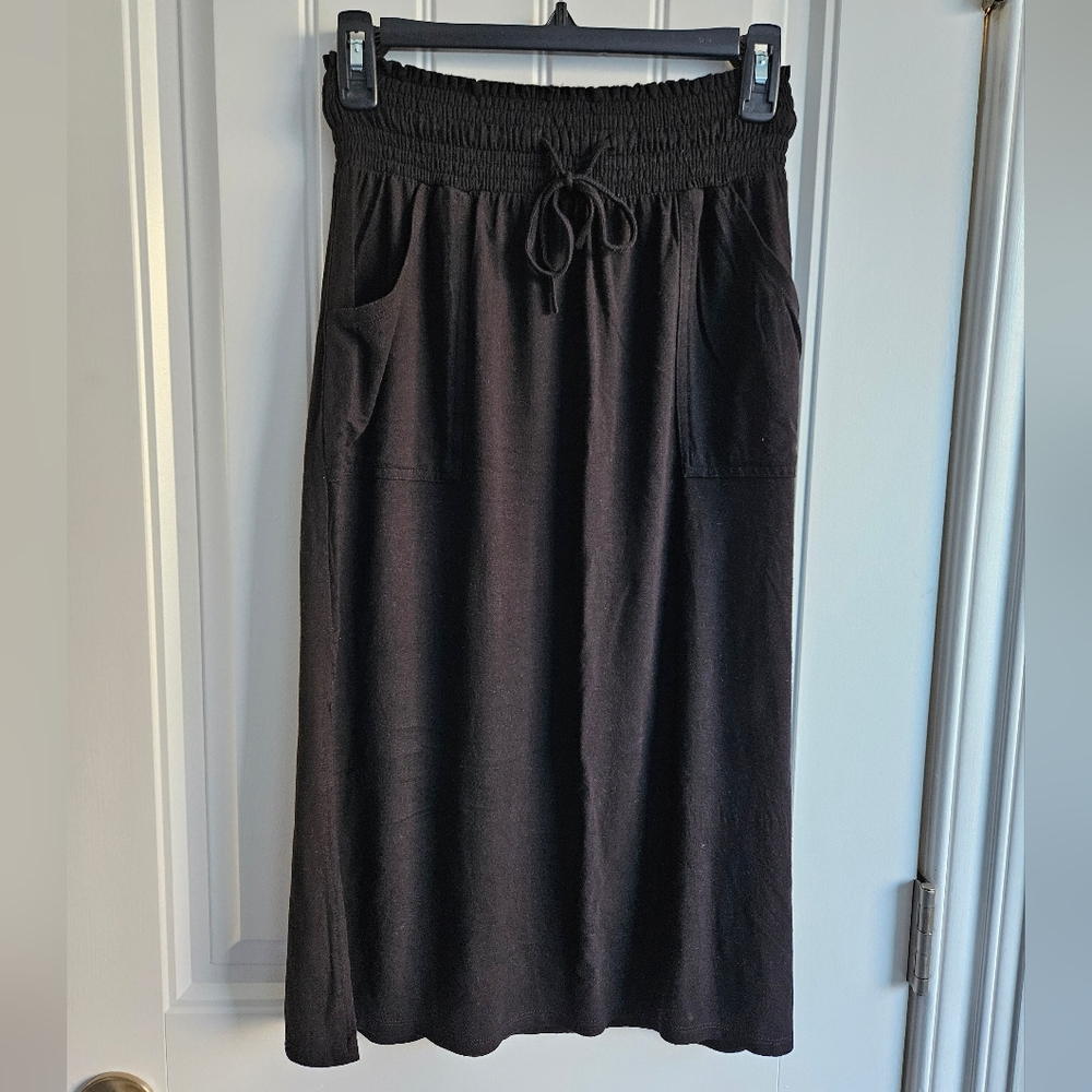 Grace & Lace Black Skirt